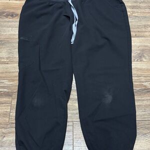 Figs Zamora Maternity Petite Jogger Scrub Pants